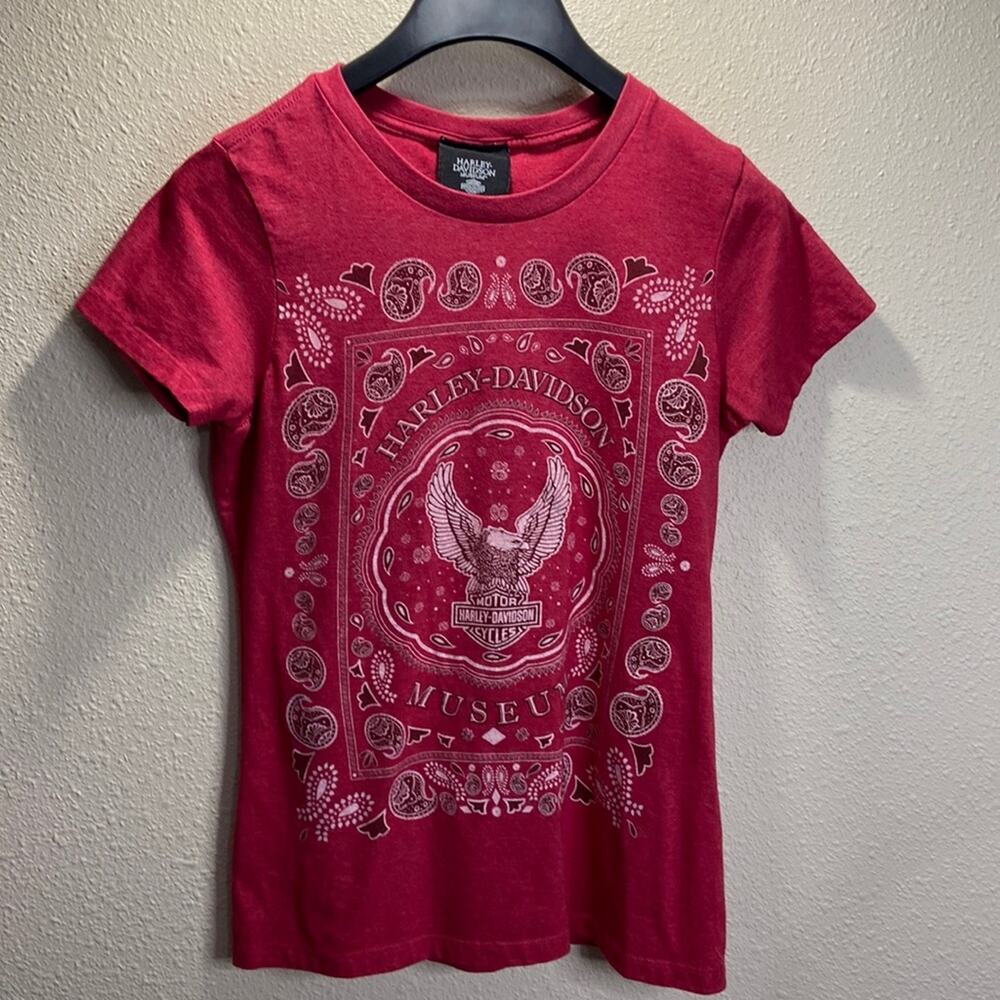 Harley Davidson Women Red Paisley Wisconsin Museum Short Sleeve Shirt Size S